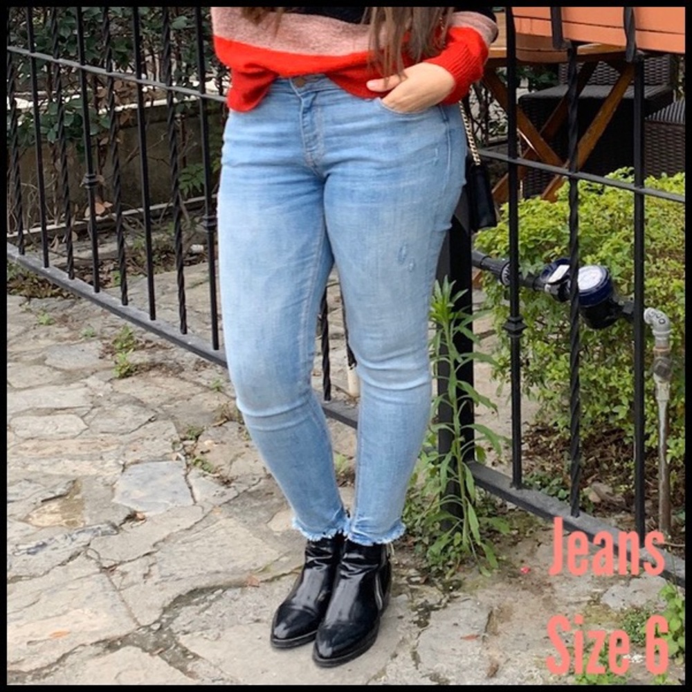 ⭐️Old Navy Rockstar Super Skinny Ankle Jeans $7⭐️